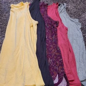 Lot of 10 maurices tank tops